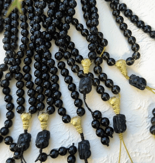 Chaplet: 108 Natural beads D110